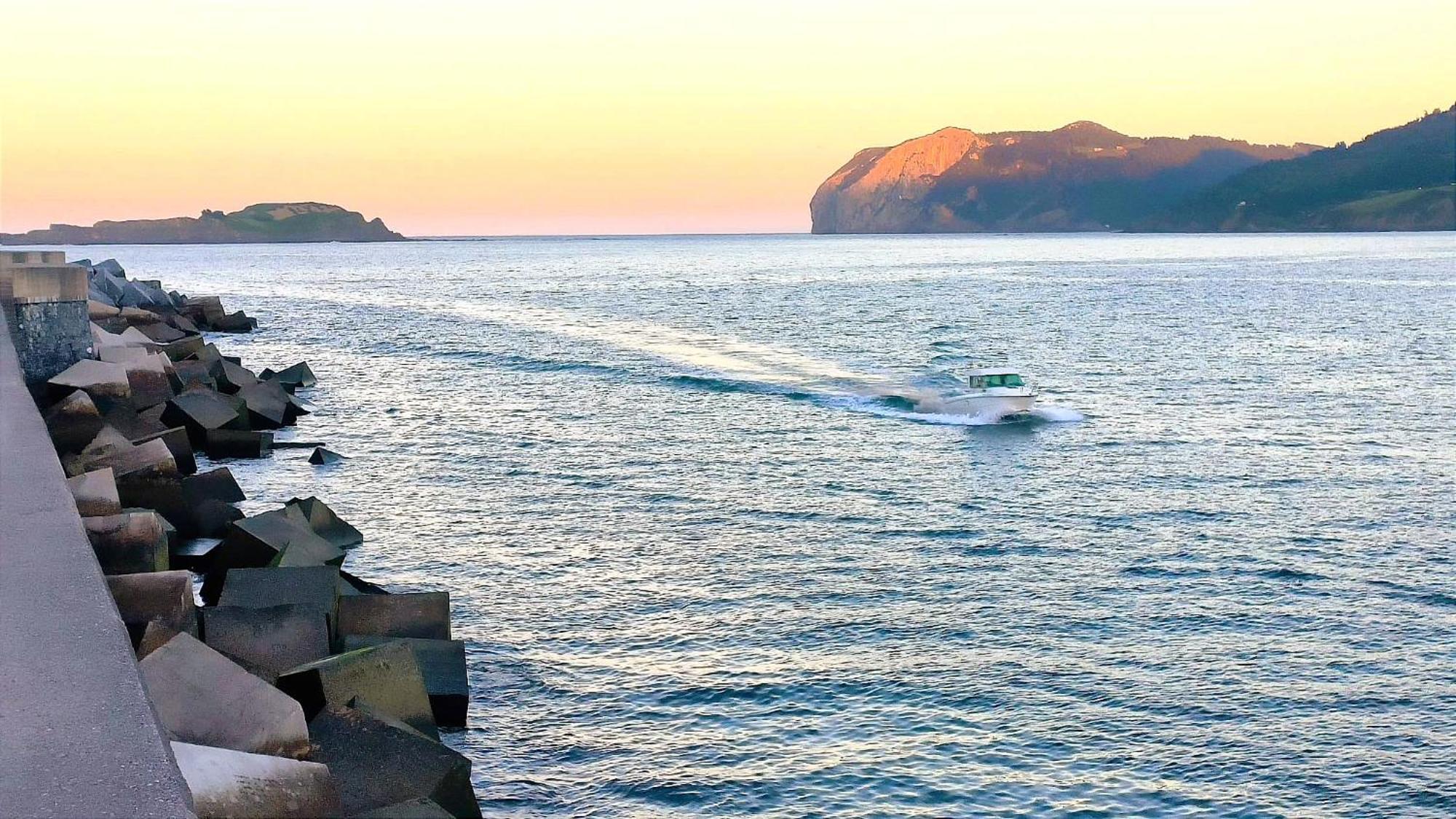 Arrantzale Beach Bermeo Ngoại thất bức ảnh